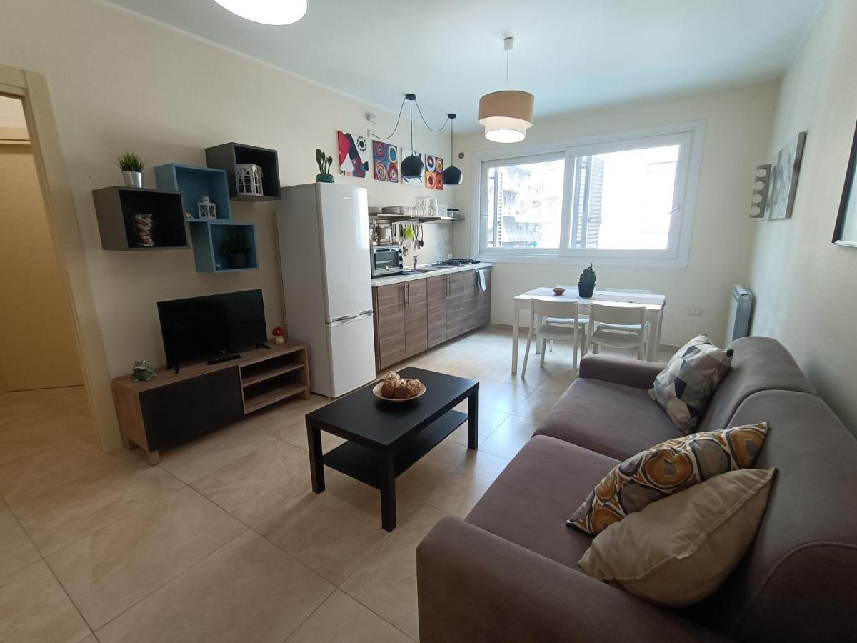 Friends & Family Apartment - Free Parking Car Catania Eksteriør bilde